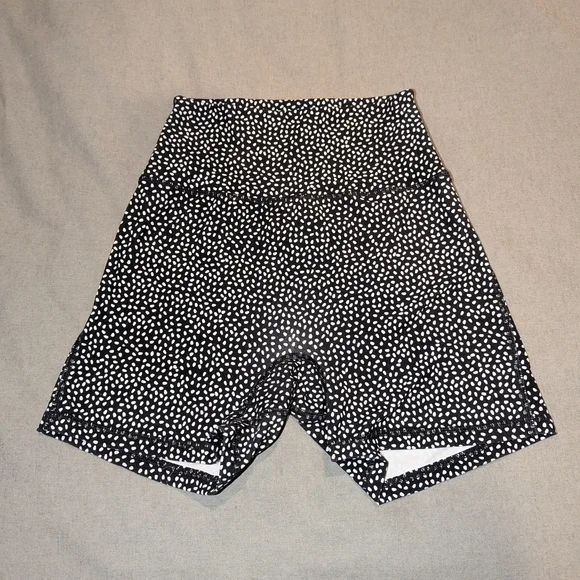 BuffBunny - Micro Legacy Short 4" - Picture 3 of 4